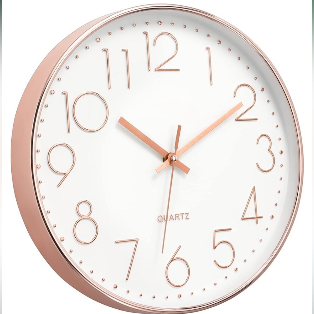 Modern Wall Clock 12 Inch Non-Ticking Silent Battery Operated. Rose Gold